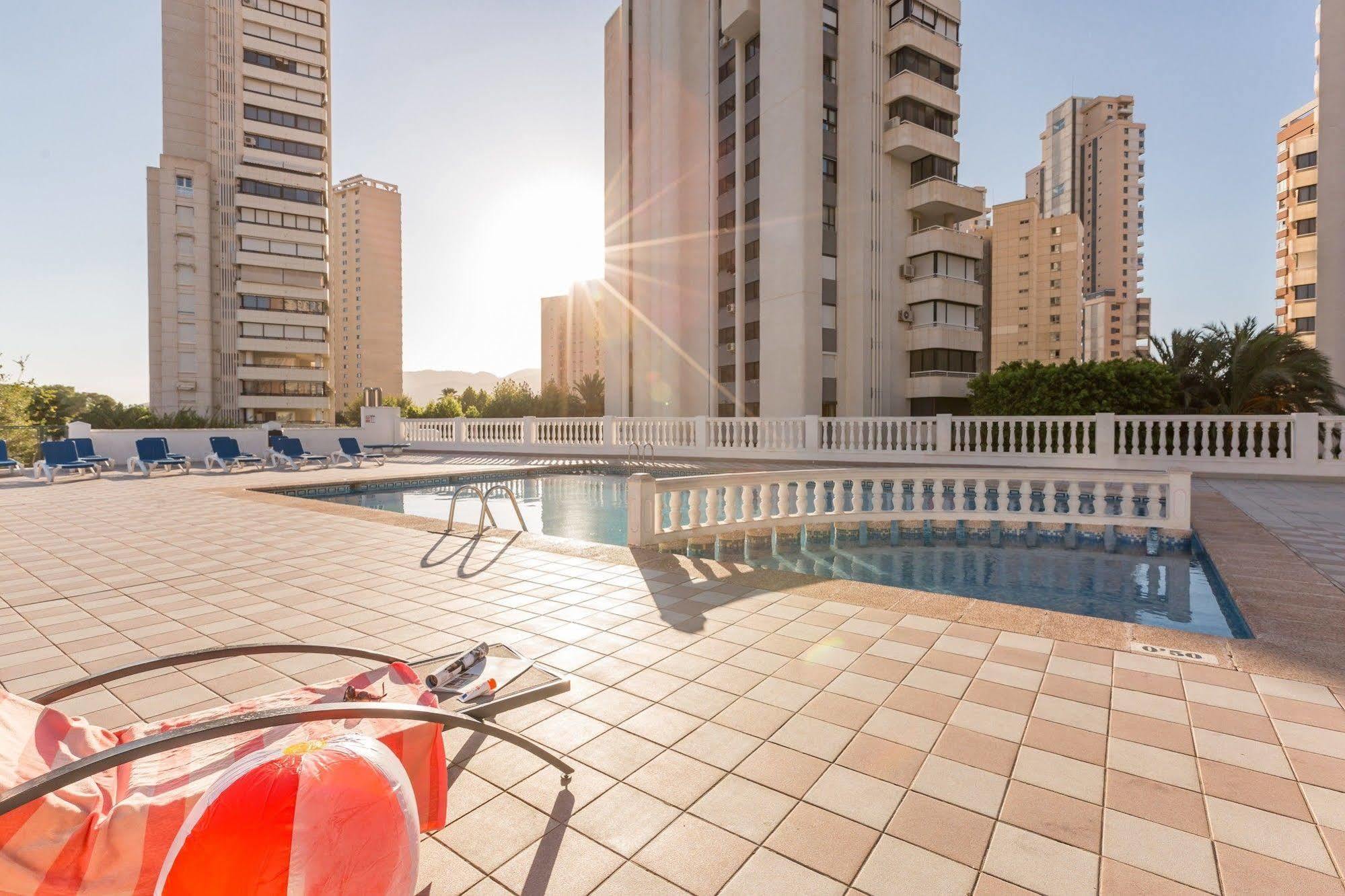 Pierre & Vacances Benidorm Levante Экстерьер фото